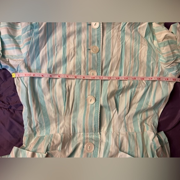 Beautiful vintage button down dress blue and white stripe - Picture 4 of 7